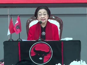 Megawati Ajarkan Salam Pancasila 3 Kali: Saya Nggak Mau 1 dan 2