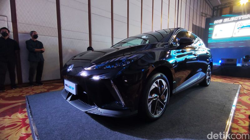 Mobil Listrik MG 4 EV Rakitan Lokal