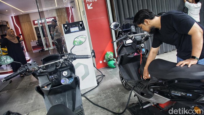 Nah Loh, Kuota Subsidi Motor Listrik 2024 Hanya 50 Ribu Unit