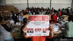 Ratusan Emak-emak Ikut Lipat Suara Pilpres 2024