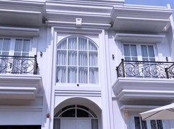 8 Foto Rumah Rp 5 M Aldi Taher, Kompor Dekat Kolam Renang Bikin Salfok