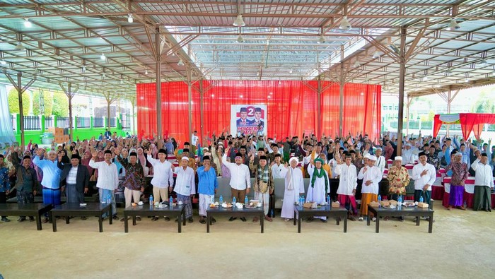 Salah satu acara deklarasi dukungan untuk Prabowo-Gibran di Madura.