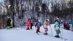 Serunya Bermain Ski Menyusuri Lereng Kota Es Harbin China