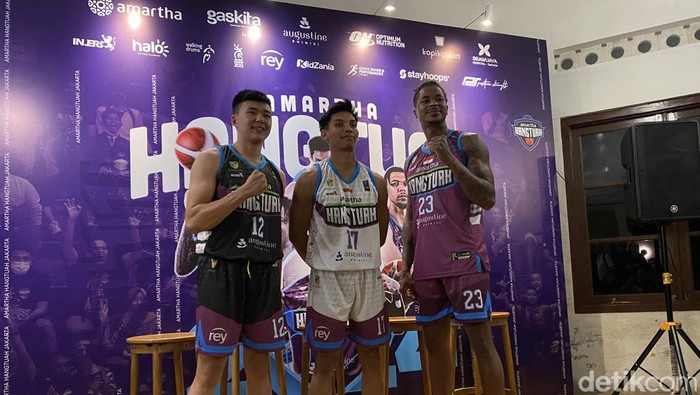 Amartha Hangtuah Jakarta luncurkan tim IBL 2024.