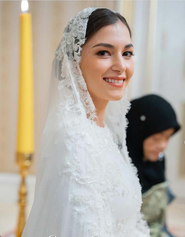 Rangkaian royal wedding Brunei dimulai sejak 7 Januari 2024 hingga 16 Januari 2024. Akad nikah Pangeran Mateen dan Anisha akan berlangsung hari ini, Kamis (11/1/2024). Sedangkan resepsi akan digelar pada 14 Januari 2024. Foto: Dok. Instagram @muash.portfolio