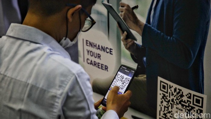 Indonesia Career Expo tengah digelar di Gedung Smesco, Jakarta Selatan. Bursa kerja ini selalu diserbu pencari kerja.