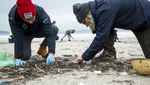 Butiran Plastik Cemari Pantai di Spanyol