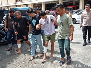 Beringasnya 2 Preman Tasik Aniaya Mati Sopir Angkutan Umum