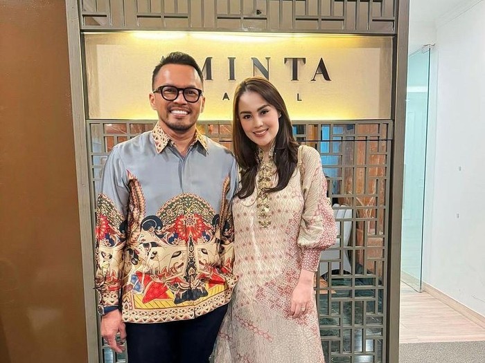 Faisal Haris dan Jennifer Dunn