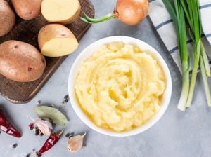 Diet Nggak Mahal! 8 Manfaat Kentang Rebus Ini Bisa Bikin Berat Badan Turun