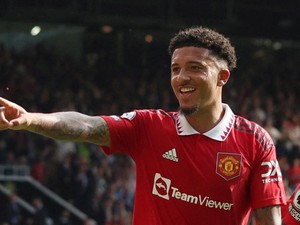 Jose Mourinho Tertarik Latih Jadon Sancho?