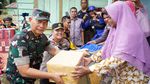 2 Jenderal Terobos Banjir Salurkan Bantuan-Trauma Healing Anak di Rohul