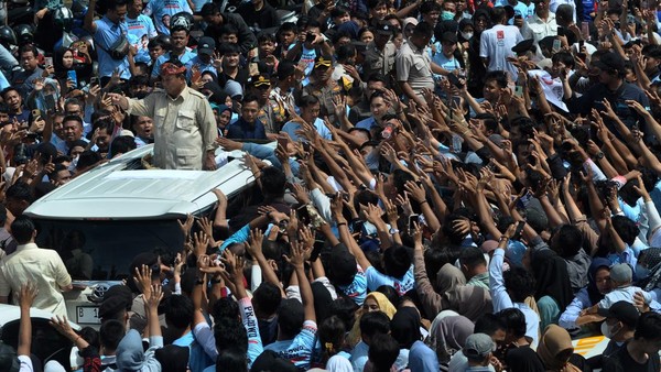 Prabowo Hadiri Konsolidasi Relawan di Bengkulu