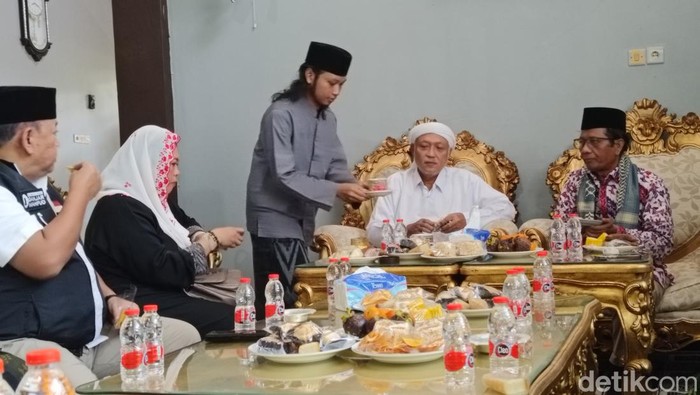 Mahfud Md pulang kampung ke Madura