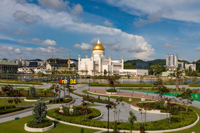 Masjid Sultan Omar Ali Saifuddien