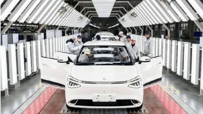 Mobil listrik Dongfeng Nammi 01 EV. Mobil listrik Dongfeng Nammi 01 EV.