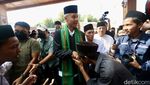 Momen Ganjar Ingatkan Pentingnya Pendidikan kepada Santri di Tegal