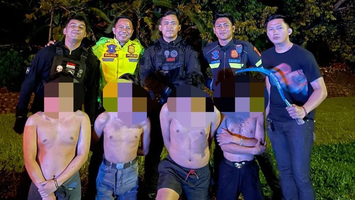 Polisi menangkap 4 pemuda geng Kaisar Boys yang akan melakukan tawuran di Kota Bogor.