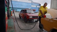 Kuba sebagai negara pulau dengan 11 juta penduduk mengalami krisis ekonomi terpuruk sejak runtuhnya blok Soviet pada tahun 1990-an. Ditambah adanya pandemi COVID-19, pengetatan sanksi AS dalam beberapa tahun terakhir dan kelemahan struktural. REUTERS/Alexandre Meneghini  
