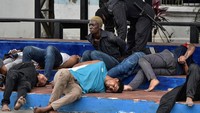 Sedikitnya 14 orang dilaporkan tewas akibat rentetan tindak kekerasan yang marak di Ekuador sejak keadaan darurat diberlakukan. 