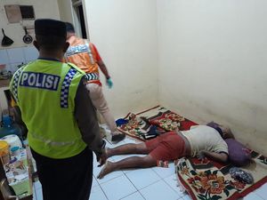 Pria Paruh Baya Ditemukan Tewas di Kamar Kos