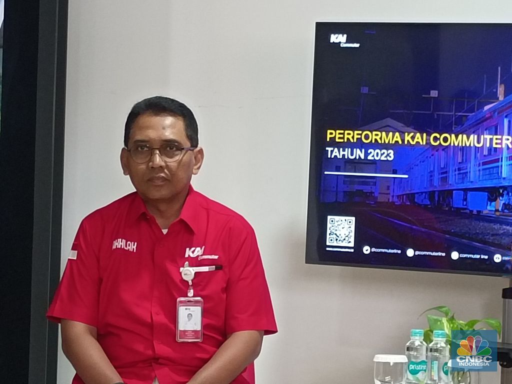 PT KAI Commuter Indonesia (KCI) menyampaikan capaian performa layanan Kereta Rel Listrik (KRL) di wilayah Jabodetabek selama tahun 2023. (վ/Martyasari Rizky)