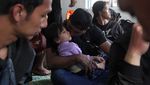 Terdampar di Deli Serdang, Para TKI dari Malaysia Tidur Beralaskan Tikar