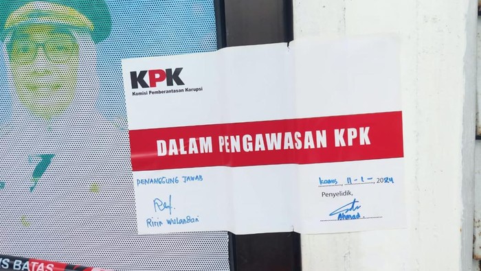 Salah satu ruangan di Pemkab Labuhanbatu yang disegel KPK pasca lakukan OTT. (Foto: Istimewa)