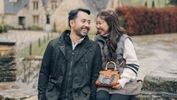 Kiky dan Khairi juga membagikan kabar bahagia ini ke keluarga dan sahabat. Mereka tampak ikut berbahagia atas kehamilan anak pertama Kiky. Foto: Instagram kikysaputrii