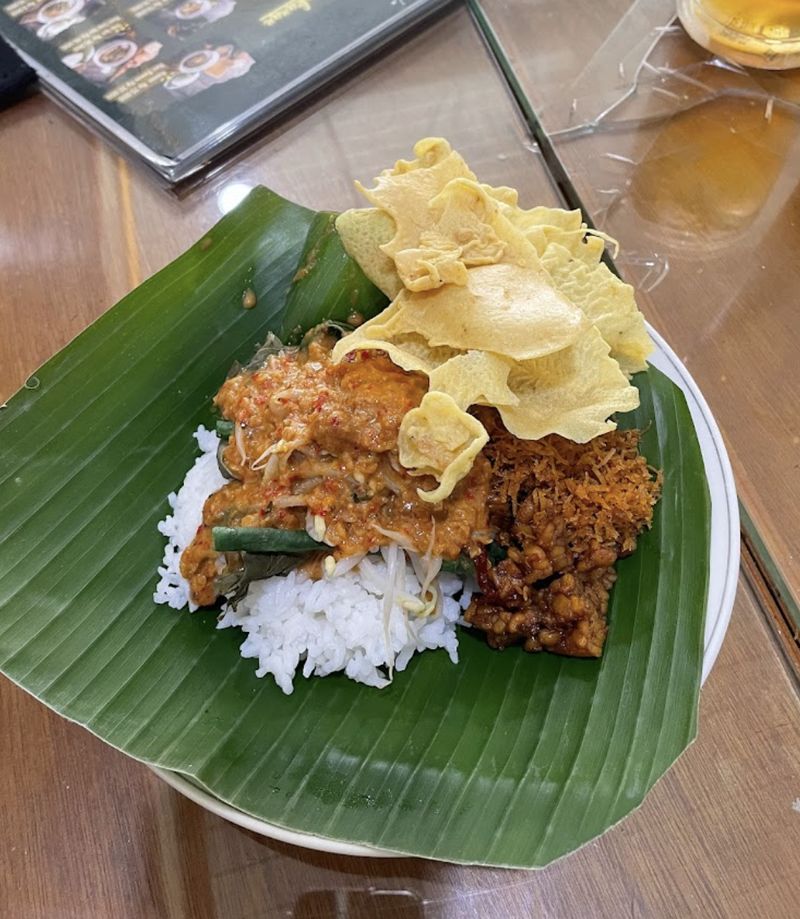 Sedep Mantep! Ini 5 Tempat Makan Sego Pecel Enak di Jakarta