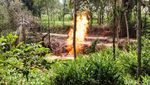Heboh Penampakan Semburan Api di Pamekasan