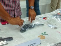Asal-usul 3 Pistol Penembak Relawan Prabowo di Sampang Didalami Polisi