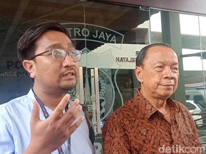 Pelapor Yadi Sembako