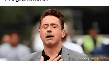 Virus corona berpindah dari interaksi antar manusia. Fyuh! Programer kan nggak kemana-mana. Foto: Coding Tech via Bored Panda