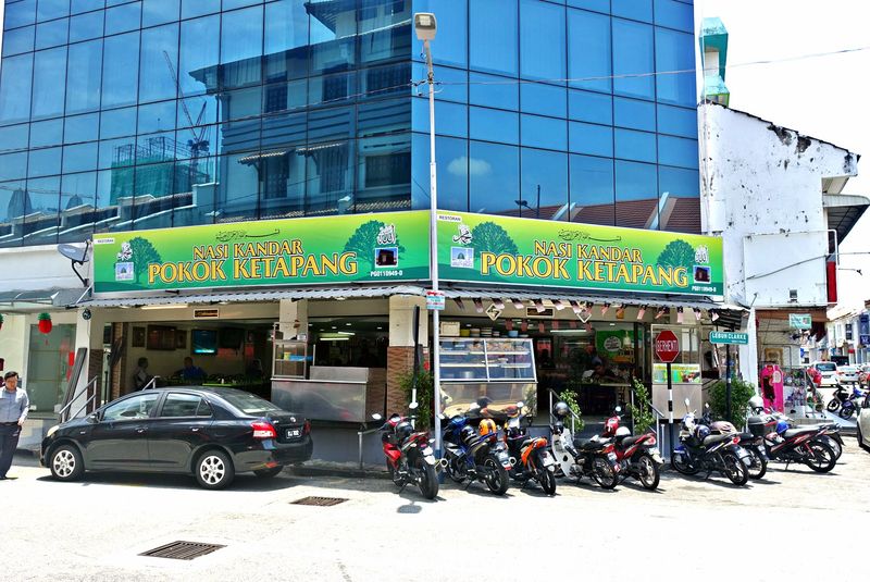 4 Hari Tanpa Air, Warung Nasi Kandar Ini Rugi Rp 100 Juta!