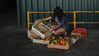 Cara ini memang meningkatkan keuangan negara dengan sangat efektif. Namun dalam prosesnya kebijakan ini bisa sangat menekan masyarakat. Bahkan dalam sebuah laporan bulan lalu terlihat angka kemiskinan di negara Amerika Selatan itu sudah mendekati 60%, dari 40% pada tahun sebelumnya.