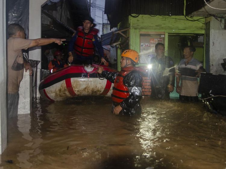 100 Rumah Terendam Banjir Akibat Luapan Sungai Cikapundung