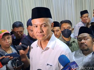 Ganjar Minta Relawan Tak Takut Hasil Survei: Kita Punya Alat Lebih Canggih