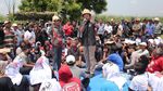 Ganjar Tampung Curhat Petani Tebu di Nganjuk soal Bibit-Impor Gula
