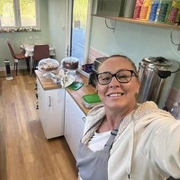 Tewasnya Gill yang tragis tersebut terjadi sekitar 14 bulan setelah dia menjalani transplantasi ginjal, yang diakui telah menghancurkan hidupnya. Gill menjalani transplantasi ginjal pada akhir tahun 2021 setelah salah satunya hanya bekerja 35 persen. Foto: dok. Facebook