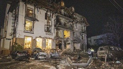 Hotel di Kharkiv Ukraina Hancur Dirudal Rusia, 11 Orang Terluka