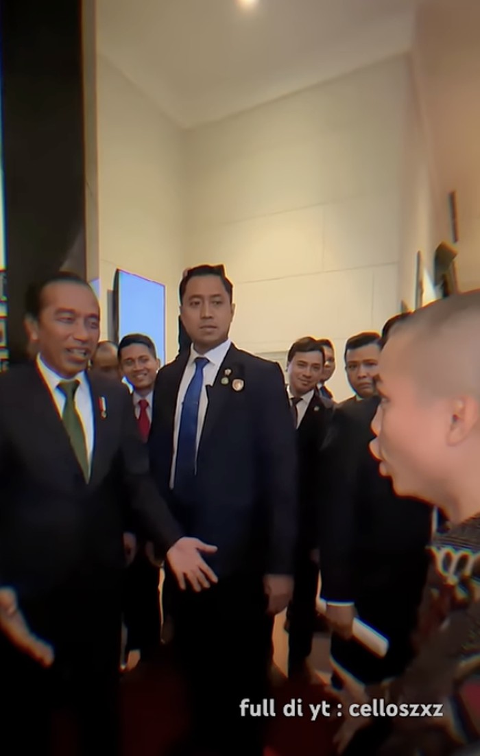 Jokowi Diajak Selebrasi ‘Siuuu’ Ala Cristiano Ronaldo