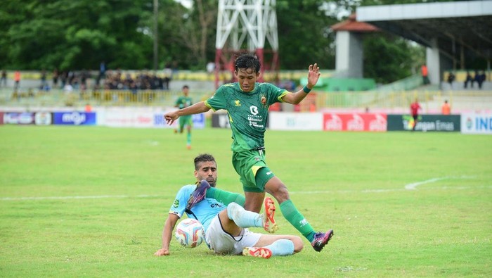 Laga babak degradasi Liga 2 Sriwijaya vs Perserang.