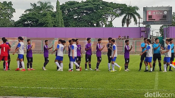 Laga uji coba PSGC Ciamis vs Animo FC Tasikmalaya di Stadion Galuh, Kabupaten Ciamis, Jumat (12/1/2024).