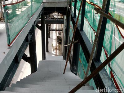 Melihat Progres Revitalisasi Halte Pancoran Barat