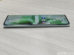 Unboxing Reno 11 5G, HP Oppo Terbaru Harga Rp  6 Juta