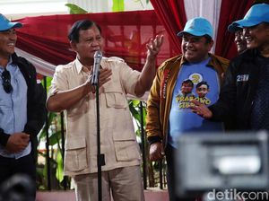 Kala Prabowo Diminta Joget: Nanti Dimarahin, Dikasih Nilai Rendah