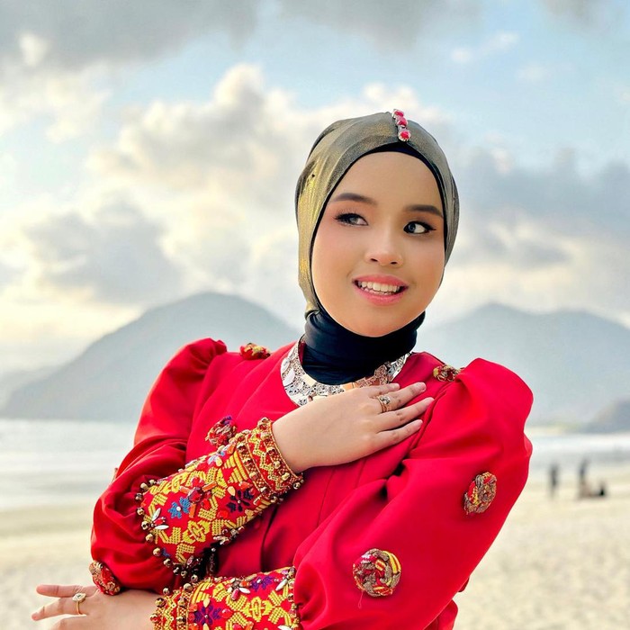 Putri Ariani Putri Ariani