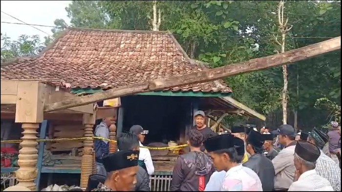 Satu keluarga di Sampang jadi korban penganiayaan