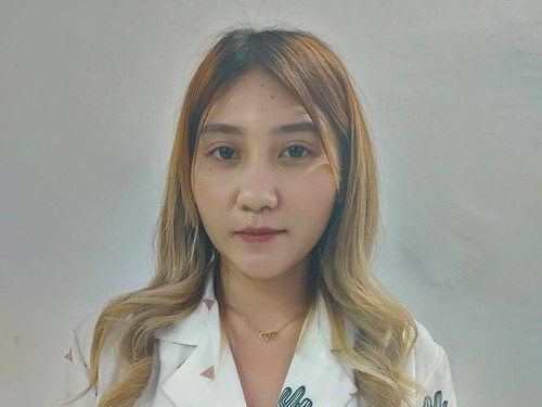 Selebgram asal Lombok Barat, Bethari Erna Yanti, ditangkap polisi lantaran membuka arisan online fiktif hingga puluhan korban merugi ratusan juta rupiah. (Foto: Humas Polresta Mataram)